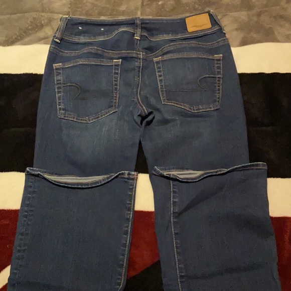 Size 4 U.S - Picture 2 of 3